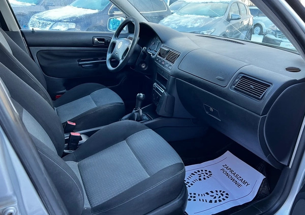 Volkswagen Golf cena 7900 przebieg: 318000, rok produkcji 2005 z Poddębice małe 46